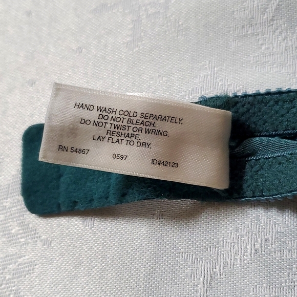 Victoria's Secret Vintage Green Crushed Velvet Underwire Padded Bra Size 36B - Picture 13 of 14